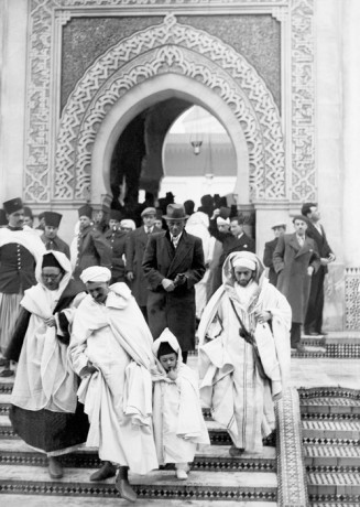 Eid el Kebir celebration at the Paris mosque, February 22, 1937 © Keystone/Eyedea