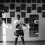Photographie d'une salle de boxe avec deux femmes