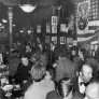 Americans from Paris gathered at Harry's bar for the American presidential election on November 8, 1972.© Keystone-France