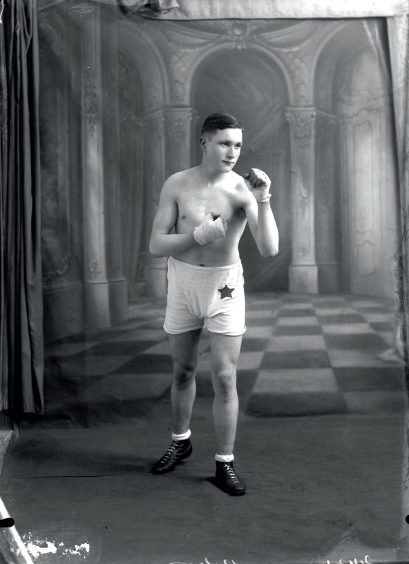 Portrait d’un jeune boxeur par Kasimir Zgorecki, années 1920-1930