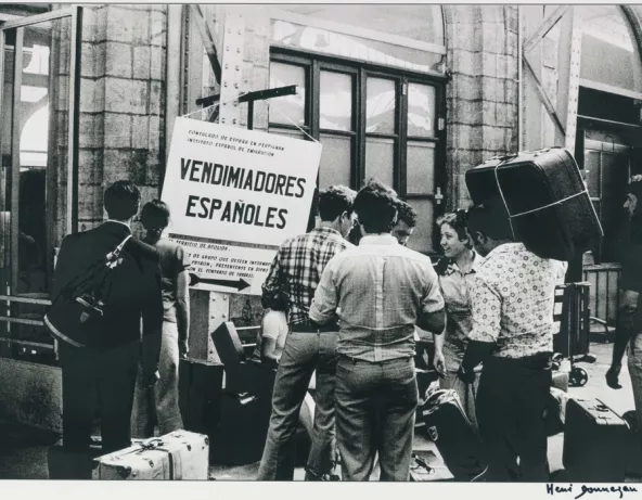 Perpignan 1975, arrival of Spanish grape-pickers 