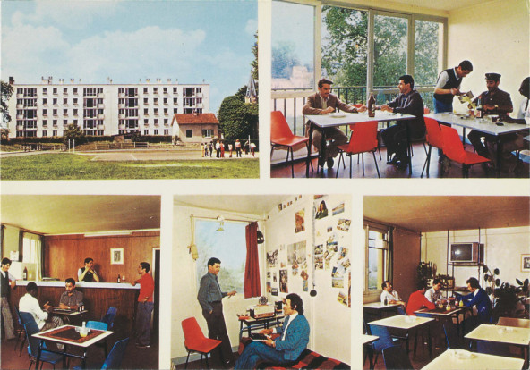 Carte postale du foyer de l’Avenue du Parc d’Argenteuil, série produite par la Sonacotra dans les années 1970 © Musée national de l’histoire et des cultures de l’immigration, CNHI