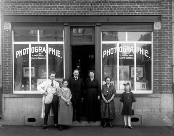 Le studio de photographie Zgorecki à Rouvroy, 1920-1930. 