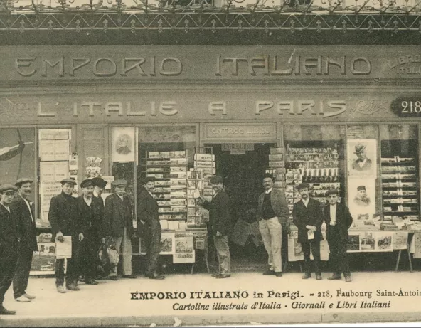 Emporio Italiano, Italian newspaper and bookshop on rue du Faubourg Saint-Antoine in Paris. Postcard.