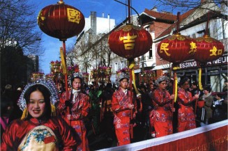 Patrick Zachmann. Chinese New Year parade, avenue d'Ivry, 13th arrondissement. 1998