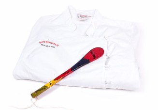 La veste de chef cuisinier de chez Petrossian de Rougui Dia