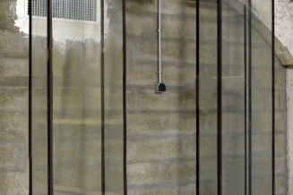 Vitrines sur socle métallique