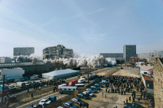 Cité des 4000, La Courneuve, Seine-Saint-Denis, 1986 © Patrick Zachmann, Magnum Photos