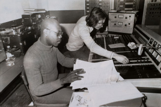 manu-dibango-en-studio-c-collection-manu-dibango.jpg