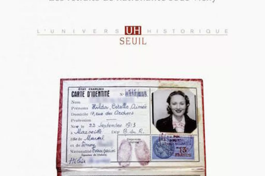 Couverture Dénaturalisés. Les retraits de nationalité sous Vichy. Claire Zac.