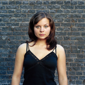 Lara DEĞER, 19 ans, Montreuil (Seine-Saint-Denis), 2007 © Ahmet Sel 