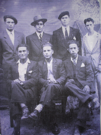 José Baptista de Matos, au milieu, en bas, dans les années 50.jpg