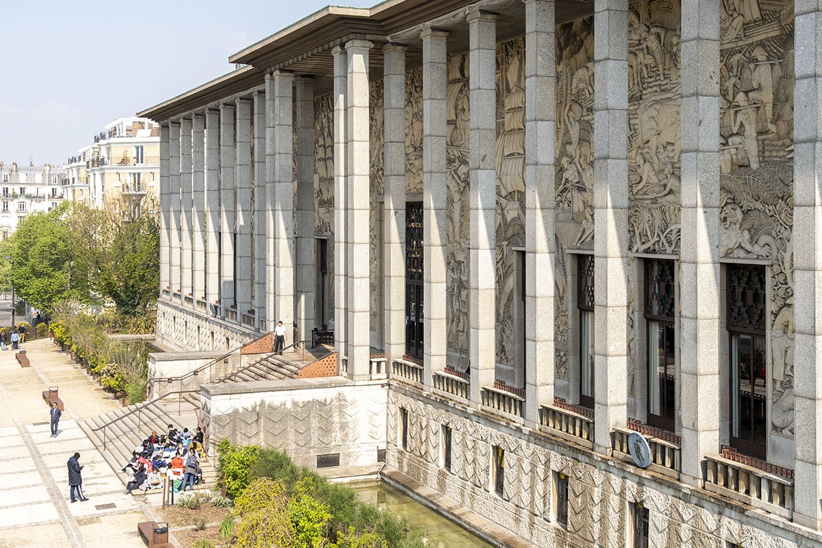 Vue de l'exterieur du Palais, nacelle 