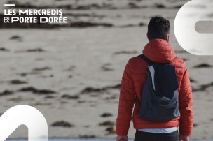 Homme face à la mer 