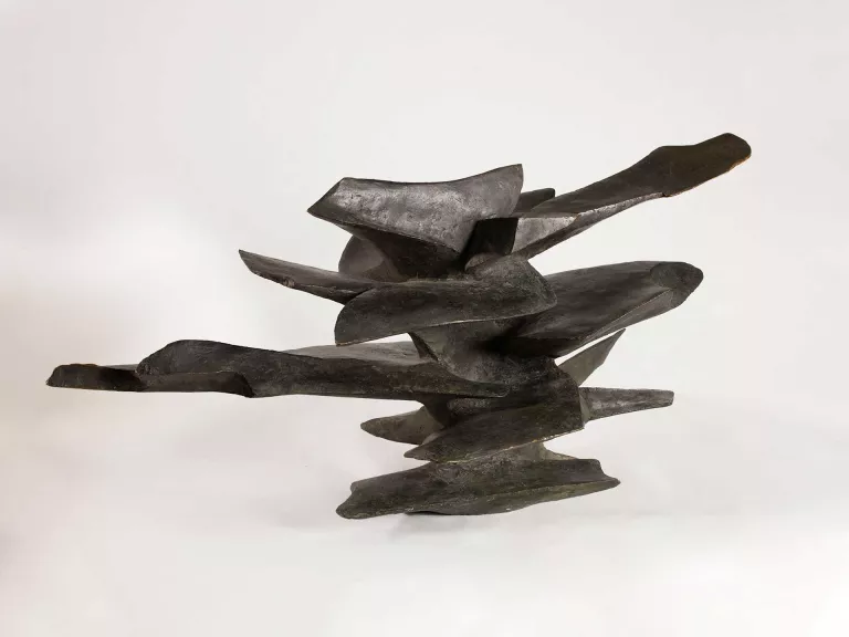 Sculpture d'Alicia Penalba, Alada, vers 1960 – 1963