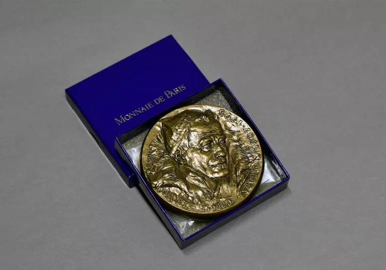Objets Paul-Emile Victor