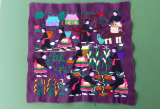 Broderie hmong réalisée dans le village de Cacao en Guyane française, 2022, textile brodé