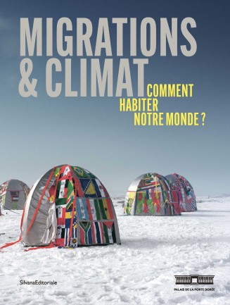 Couverture du catalogue de l'exposition "Migrations & Climat"