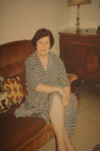 La mère de Sirma, années 2000 © Collection particulière Sirma Oran, Atelier du Bruit.