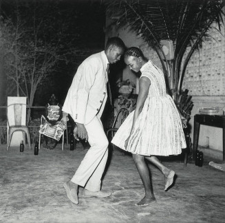 Malik Sidibé, Nuit de noël, 1965 Courtesy Collection agnès b.