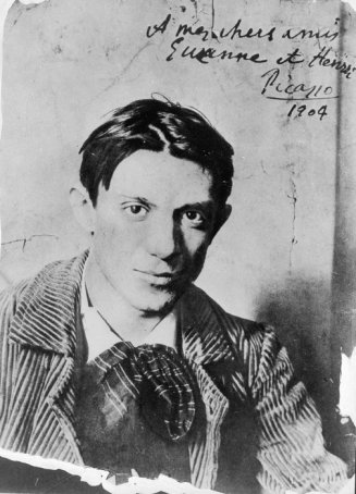 Pablo Picasso en 1904. Portrait photographique, avec dédicace "A mes chers amis Suzanne et Henri (...)" © akg-images