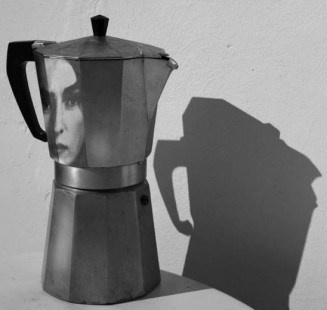 L'heure du café © Alain Fleischer
