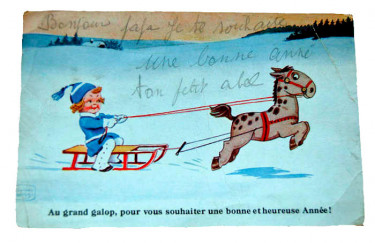 Carte de nouvel an reçue par Serge pendant son internement. © Musée national de l’histoire et des cultures de l’immigration